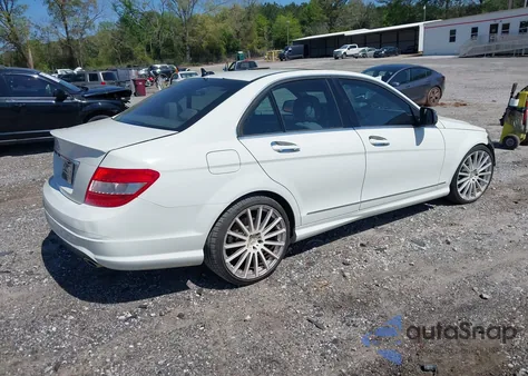2009 Mercedes-Benz C 350 Sport from USA, damaged, VIN WDDGF56X39R043020